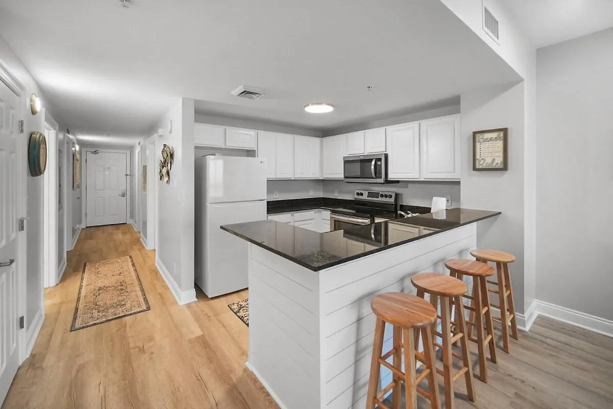 Calypso 1706 East Direct Gulf Front 3Br 2 Kings 2Ba Apartment Panama City Beach