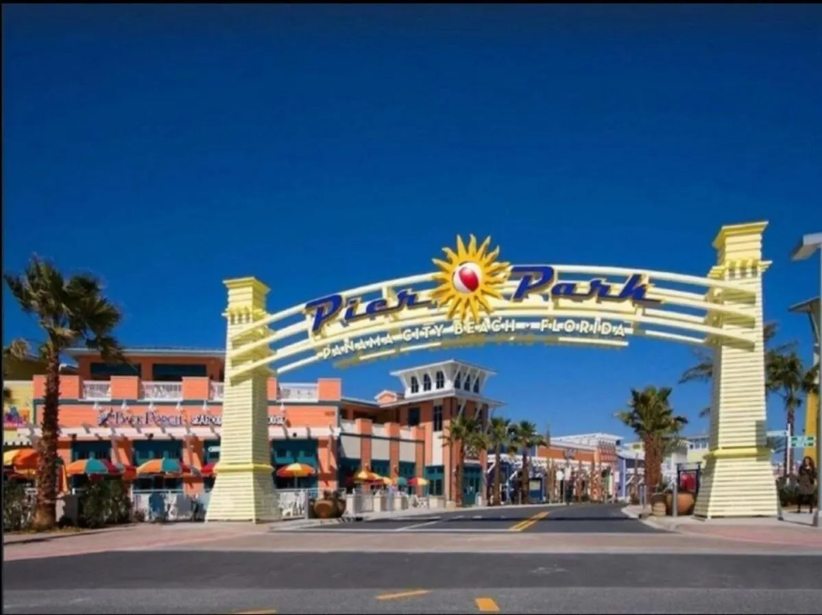 Calypso 1706 East Direct Gulf Front 3Br 2 Kings 2Ba Apartment Panama City Beach United States