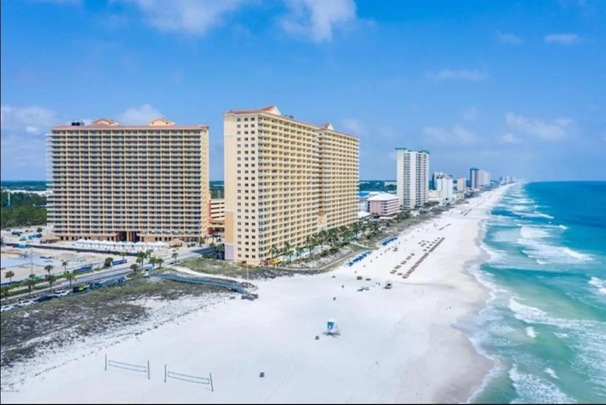 Calypso 1706 East Direct Gulf Front 3Br 2 Kings 2Ba Apartment Panama City Beach